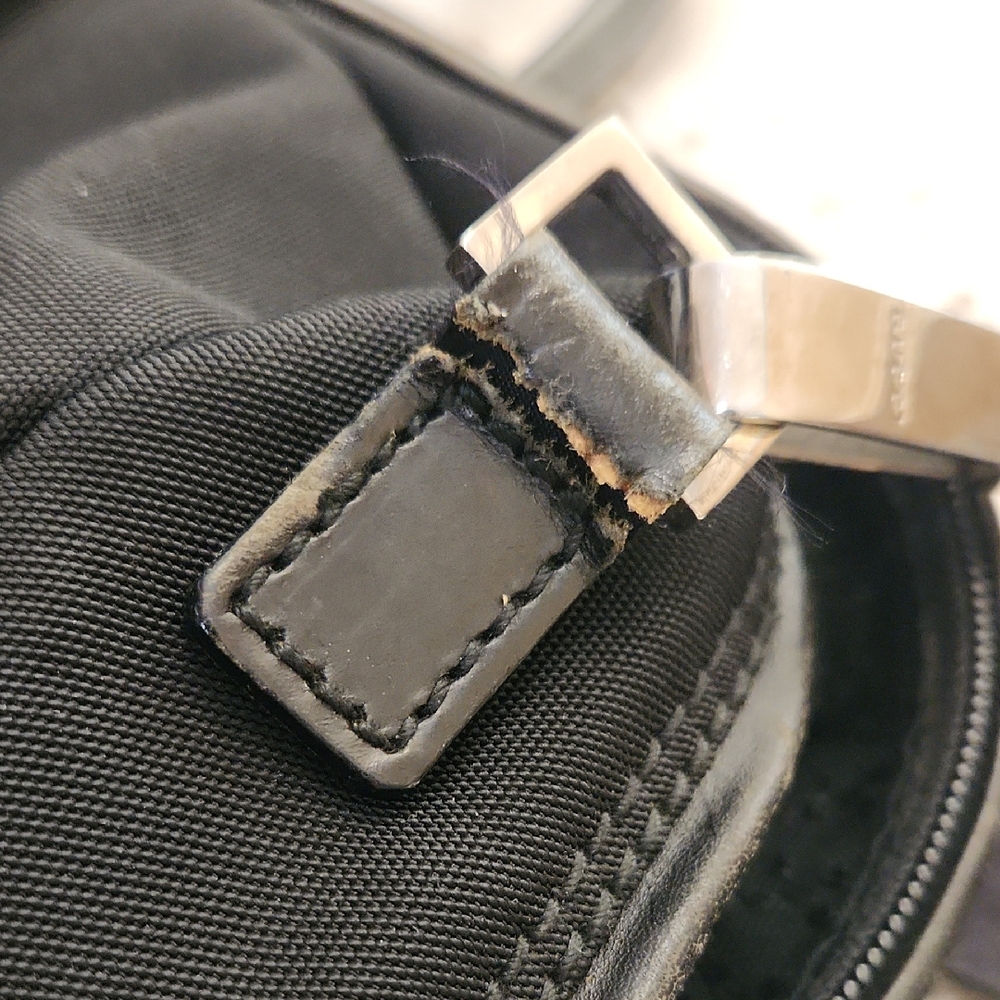 GUCCI Black Unisex Shoulder Strap Nylon Work Bag - Picture 9 of 17